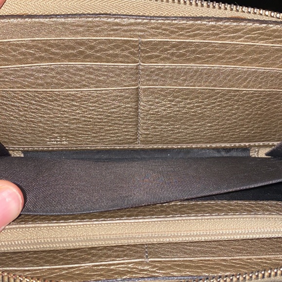 Authentic Gucci Metallic Soho Long Zippy Wallet - Picture 10 of 12